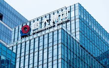 Tập đoàn bất động sản nặng nợ nhất Trung Quốc sẽ bị huỷ niêm yết sau 12 ngày tới: Cuộc khủng hoảng lại 'thủng đáy'?