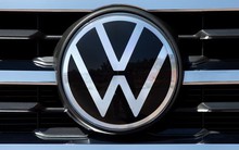 Volkswagen bán xe kiểu Netflix và Spotify: người dùng trả thêm phí hàng tháng để xe chạy khỏe hơn