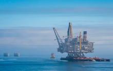 Nga vừa có động thái không ngờ: Phát tín hiệu mở đường cho doanh nghiệp phương Tây quay lại với dự án có công suất 250.000 thùng dầu/ngày