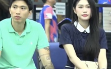 Doãn Hải My khoe visual sáng bừng khi đi xem pickleball cùng Văn Hậu, xuất hiện 3 giây đã khiến cõi mạng rần rần