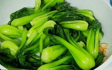 Rau họ cải ngon đấy, bổ đấy nhưng ăn theo 4 kiểu này phí dinh dưỡng, thậm chí gây NGỘ ĐỘC