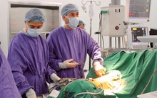 Người chinh phục những ca mổ “bất khả thi” ở Quảng Ninh