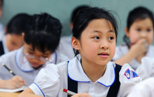 Miễn học phí, học sinh vẫn phải đóng những khoản tiền nào trong năm học mới?