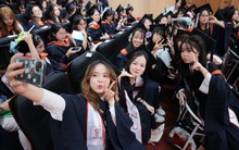 Thứ tiếng “đắt giá” bậc nhất 2 ĐH đào tạo ngoại ngữ hàng đầu Thủ đô: Trên 96% sinh viên ra trường có việc làm, được doanh nghiệp “săn đón”