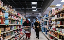 Giới nhà giàu Mỹ chật vật mưu sinh giữa 'bão lạm phát'