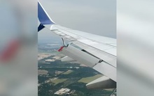 Mỹ: Máy bay Boeing 737 gãy một phần cánh khi đang bay ở độ cao 12.000 m