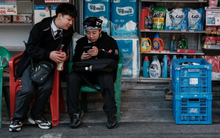 Hàn Quốc thông qua luật cấm học sinh dùng điện thoại, dự kiến áp dụng từ tháng 3/2026