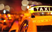 Hành khách đi taxi hết 36k, nhưng chuyển khoản nhầm 500 triệu đồng: Tài xế lập tức báo cảnh sát, hành động sau đó khiến ai cũng kinh ngạc