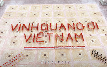 1.000 người tạo nên những đại cảnh khó tin tại các địa điểm trải dài từ Bắc vào Nam