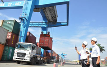 Xuất nhập khẩu lập kỷ lục mới, thặng dư thương mại vững chắc