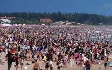 Biển Vũng Tàu kín đặc du khách