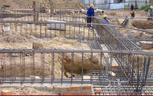 Dự án chưa xây xong móng đã nhận đặt cọc có trái quy định pháp luật?