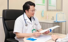 Mắc ung thư giai đoạn cuối, cụ ông kiên trì làm 1 việc khiến khối u biến mất hoàn toàn, bác sĩ nể phục