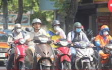 Cấm đăng ký mới xe máy xăng ở trung tâm từ năm 2026: TP.HCM dùng giải pháp gì?