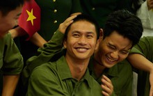 Sao nghĩ ra câu hát “hết kháng chiến con còn chưa về, mẹ ơi vui lên, mẹ có đứa con anh hùng” hay thế nhỉ?