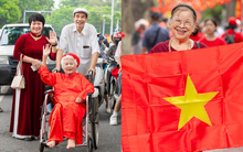 Khi những "em bé" năm xưa trở lại Quảng trường Ba Đình lịch sử