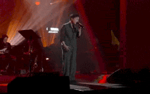 "Quả tạ" lớn của nhạc sĩ đắt show nhất Vbiz hiện nay