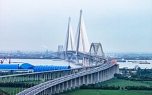 Cầu dây văng dài nhất thế giới thông xe, rút hành trình còn 20 phút