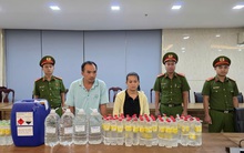 Bắt quả tang vợ chồng ở Đà Nẵng sản xuất hơn 1.000 lít giấm giả mỗi ngày từ axit công nghiệp