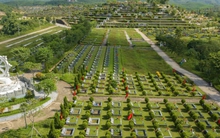 Đổ xô đi mua đất cho 'người âm' để làm...quà tặng