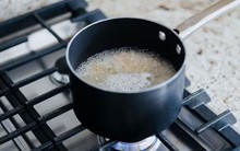 Đầu bếp nổi tiếng chỉ ra 1 sai lầm tai hại khi nấu cơm, rất nhiều người mắc