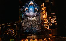 Hơn 2.000 người đổ về TP.HCM trong đêm, tạo nên cảnh tượng chưa từng có ở Miss Grand Vietnam