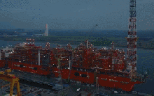 Trung Quốc hạ thủy "quái vật" 376 mét, đặt cột mốc lịch sử mới: Khẳng định đã vươn tới đẳng cấp thế giới