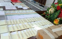 Đánh sập “công xưởng” giấy tờ giả trong căn hộ cao cấp ở TP Vinh