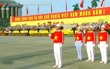 Profile "vàng" 4 thành viên trong trong đoàn rước đuốc từ Bảo tàng Hồ Chí Minh tới Quảng trường Ba Đình sáng 2/9