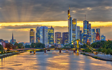 Nới trần nợ công, bơm 500 tỷ Euro đầu tư nhưng tăng trưởng vẫn trì trệ: Chuyện gì đang xảy ra với nền kinh tế Đức?