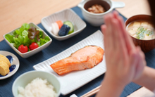 Trẻ hơn 11 tuổi so với tuổi thực, chuyên gia tiết lộ 4 bí quyết ăn uống “trẻ hóa” cơ thể