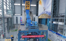 Không gì là không thể ở Trung Quốc: Ra mắt ‘quái vật’ 3 tay nâng ‘ngon ơ’ vật nặng 60 tấn, gấp 30 lần công suất của máy Nhật, phục vụ giấc mơ ‘đuổi theo’ Mặt trời