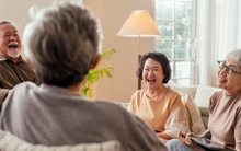 Tuổi già cứ mặc kệ sóng gió, chỉ cần giữ 4 bí quyết này là đủ sống an nhiên, viên mãn cả đời