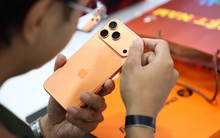 Lướt mạng xã hội giờ chỉ thấy một cảnh: "Pass nhanh" iPhone cũ, hẹn gặp lại ở "vũ trụ" iPhone 17