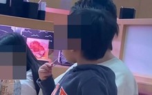 Xem bức ảnh chụp lén 1 gia đình mới thấy: Tại sao có những đứa trẻ lớn lên lệch lạc thế này!