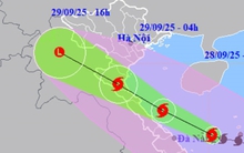 Bão số 10 Bualoi giật cấp 15, cách Đà Nẵng 150km, cách Quảng Trị 360km
