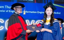 Cô gái Hà Nội tốt nghiệp thủ khoa ngành Kỹ thuật thông tin tại Singapore