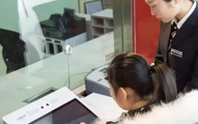 Người phụ nữ rút 3,3 tỷ đồng từ tài khoản của chính mình nhưng nhân viên ngân hàng lại báo công an: “Chị đã phạm pháp”