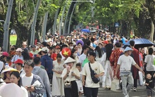 Tưng bừng mùa du lịch cuối hè