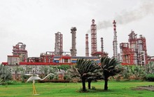 Xử lý hơn 400.000 thùng dầu/ngày, một nhà máy lọc dầu Ấn Độ đột ngột bị 2 nhà cung cấp lớn cắt nguồn cung, phải dựa hết vào Nga