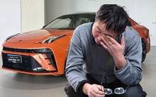 Người đàn ông vừa mua xe mới, lái khỏi showroom thì tông vào chiếc Maserati phải sửa hết 369 triệu đồng, bảo hiểm từ chối bồi thường: “Hợp đồng 7 phút nữa mới có hiệu lực”