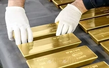 Vàng phá kỷ lục - Các nhà phân tích dự đoán điều gì?