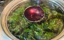 Chợ Việt có loại lá thơm vài nghìn cả bó nhưng là "vua" thải độc gan, dưỡng phổi, "quét sạch" mỡ máu xấu