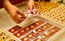 Mua 5 cây vàng khi giá cao kỷ lục, 6 tháng sau chốt lời, người phụ nữ thừa nhận: "Tôi lãi đậm nhưng mất ăn mất ngủ"