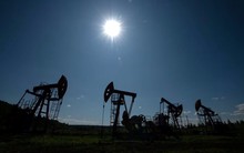 Sau Ấn Độ, Trung Quốc, ông Trump tiếp tục gây áp lực, buộc cả một nền kinh tế ngừng mua dầu Nga