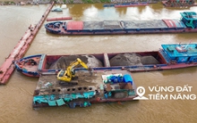 Toàn cảnh công trường xây cầu có trụ cao nhất, nhịp chính dài thứ 2 Việt Nam kết nối đại dự án “nóng” bậc nhất của tỷ phú Phạm Nhật Vượng