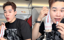 Đi máy bay bao lần nhưng nhiều người vẫn chưa biết 1 vị trí để đồ tiện lợi ngay trên ghế ngồi