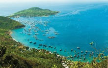 Vịnh biển Việt Nam được vinh danh "tốt nhất thế giới": Du khách nhận xét: Hiếm đâu như ở đây!