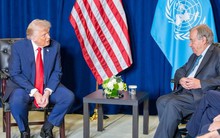 Dấn tới để thoát khó