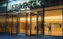 “Gã khổng lồ” 13 nghìn tỷ USD BlackRock gọi tên Việt Nam trong nhóm mới nổi, chỉ ra các chủ đề ưu tiên đầu tư